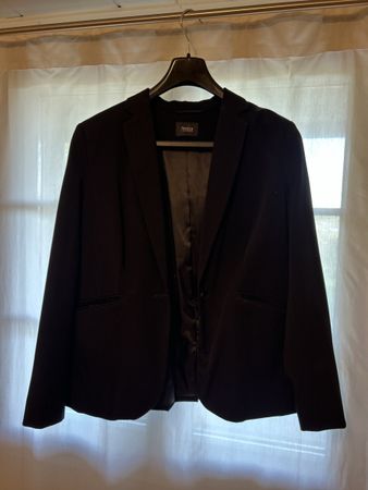 Schwarzer Blazer von Yessica Tailored, Gr. 44 - Top Zustand!