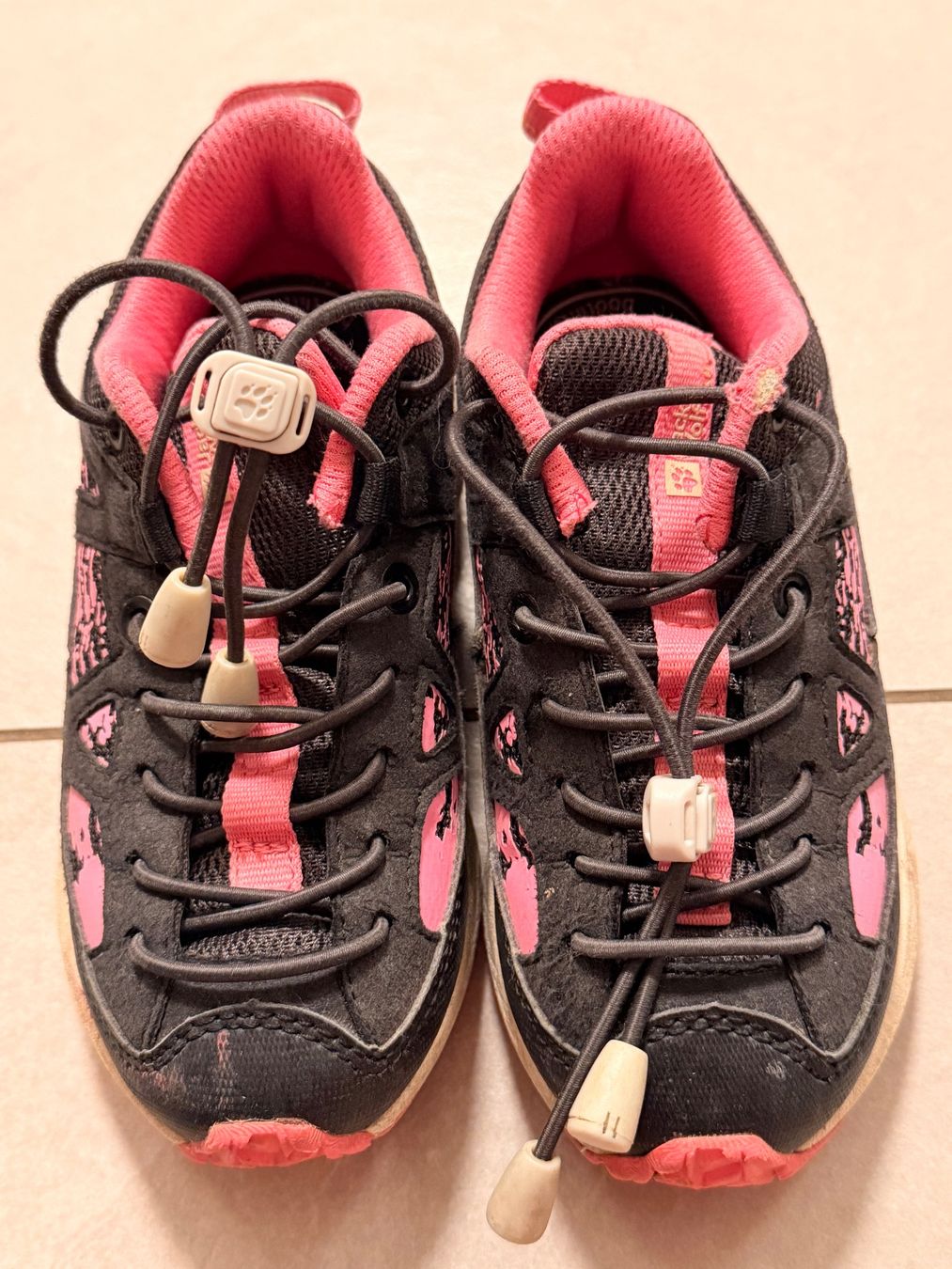 Jack Wolfskin Scarpe per ragazze: Jack Wolfskin Schuhe, Mädchen, Wanderschuhe, 28 – Usato da Wilen b. Wil venduto da carpediem25 1