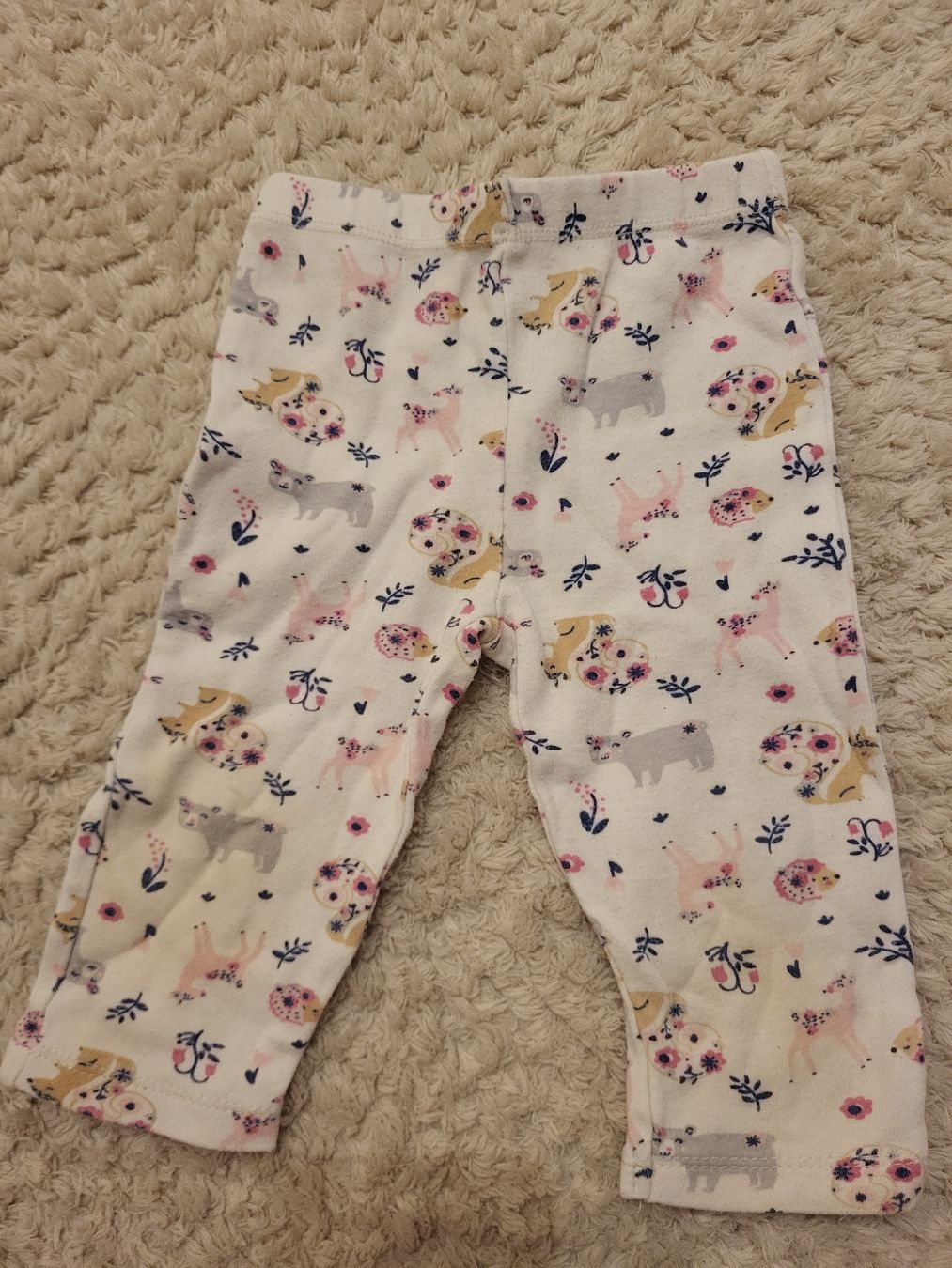 Strümpfe & Strumpfhosen: Mädchen Leggings mit Tiermuster, Grösse 6- 9 Monate – Gebraucht aus Felben-Wellhausen von Brummbaer90