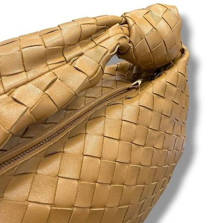 BOTTEGA VENETA JODIE PETIT FORMAT CUIR D AGNEAU 