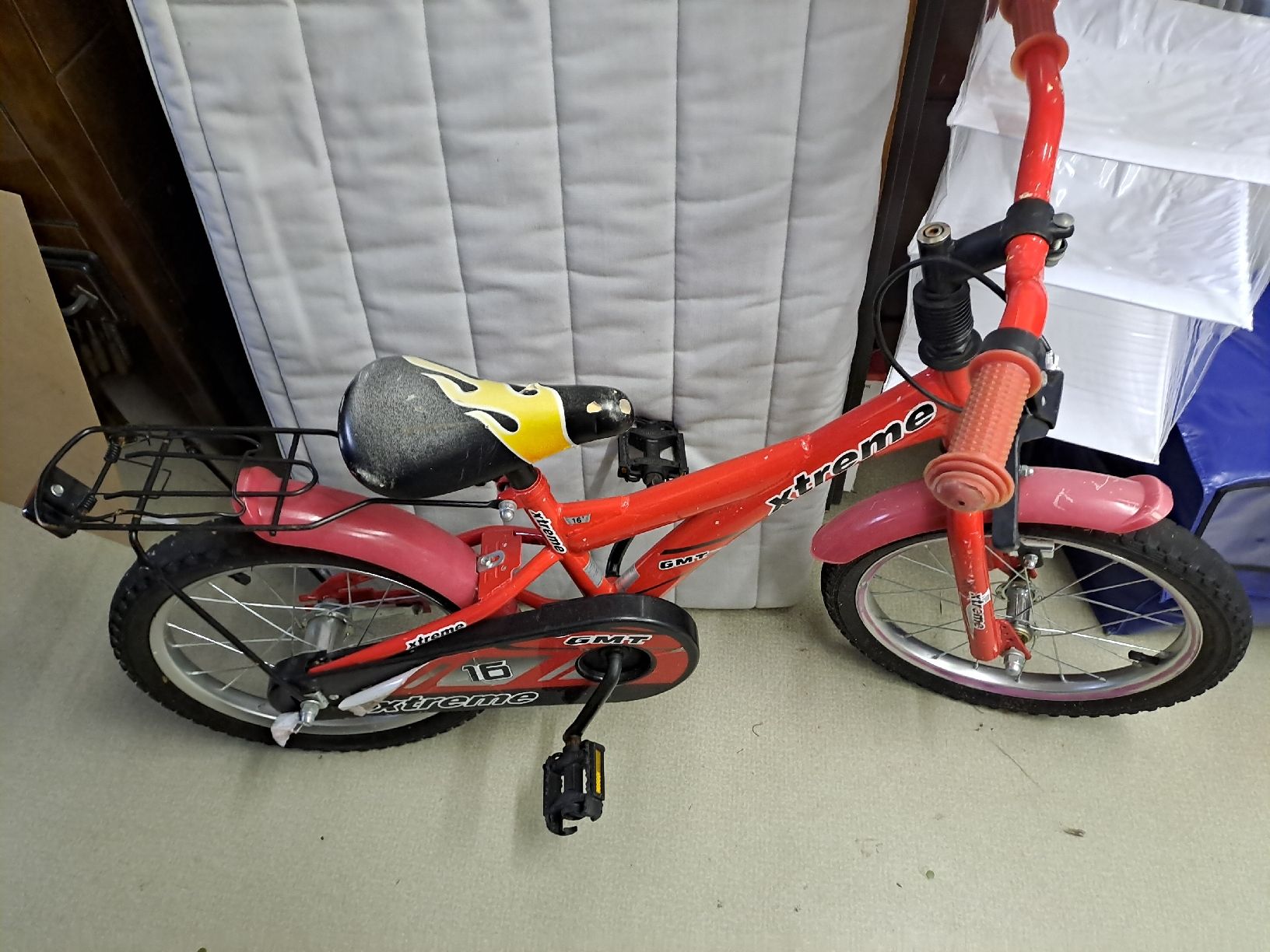 Velos: Cooles Kinderfahrrad Xtreme rot – Gebraucht aus Zürich von Schoebi19 2