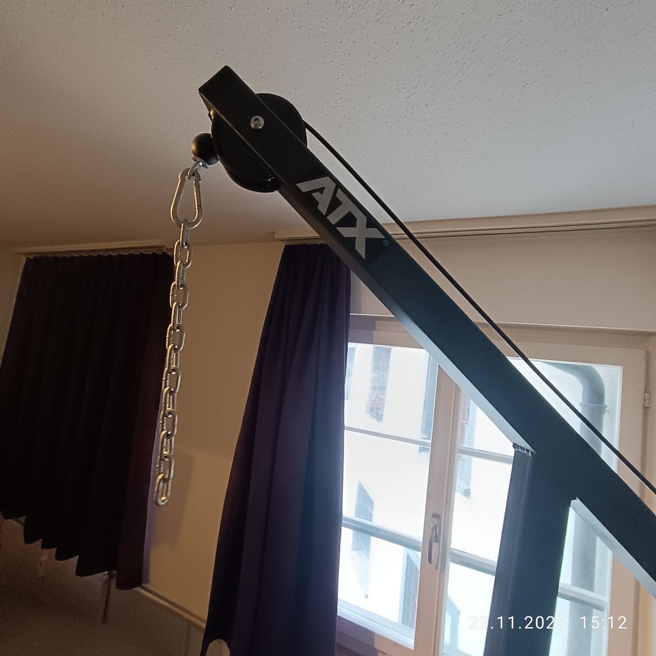 ATX Hometrainer: ATX - Lat Pull / Latzuggerät in Z-Form - 30 mm – Gebraucht aus St.Gallen von Spotnie 4