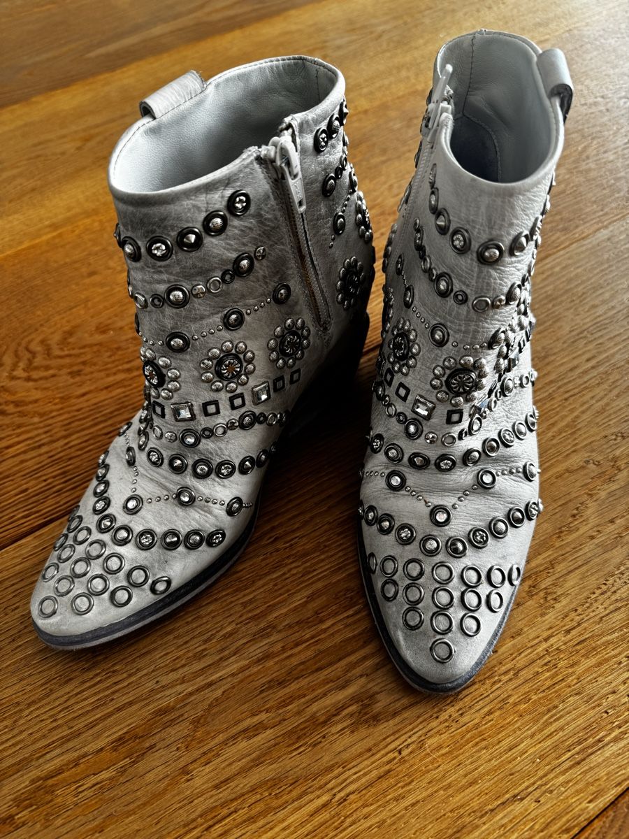Chaussures femmes: Stiefeletten Gr. 36 – D'occasion à Killwangen par was.sharp 1