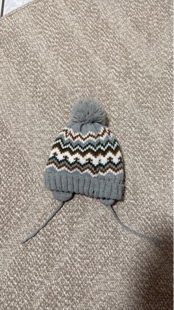 Knitted Winter Hat with Pom-Pom, Grey, Warm, Unisex