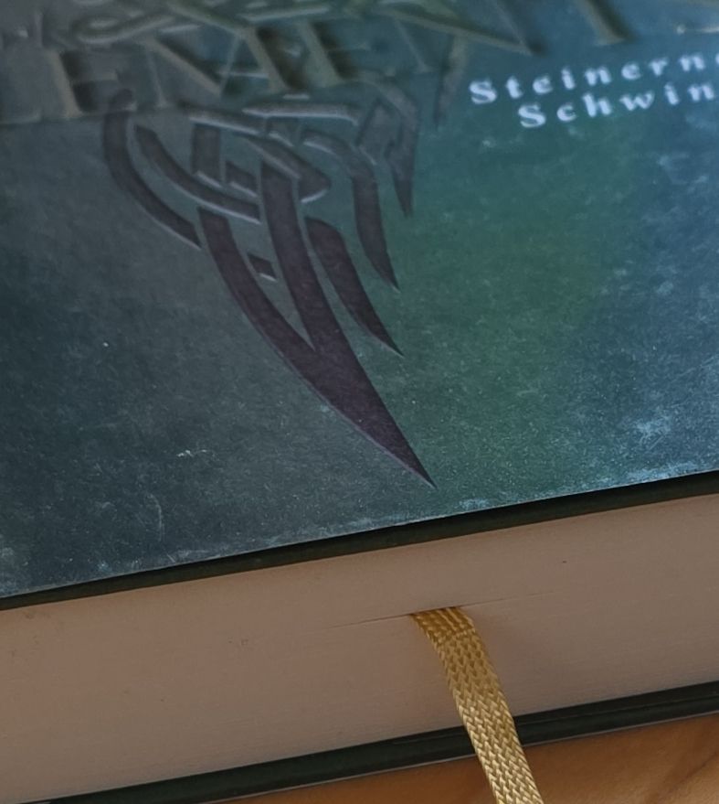 Libri: Roman Dark Elements Steinerne Schwingen neuwertig – Nuovo (secondo la descrizione) da Niederbüren venduto da isa_s9jx 1