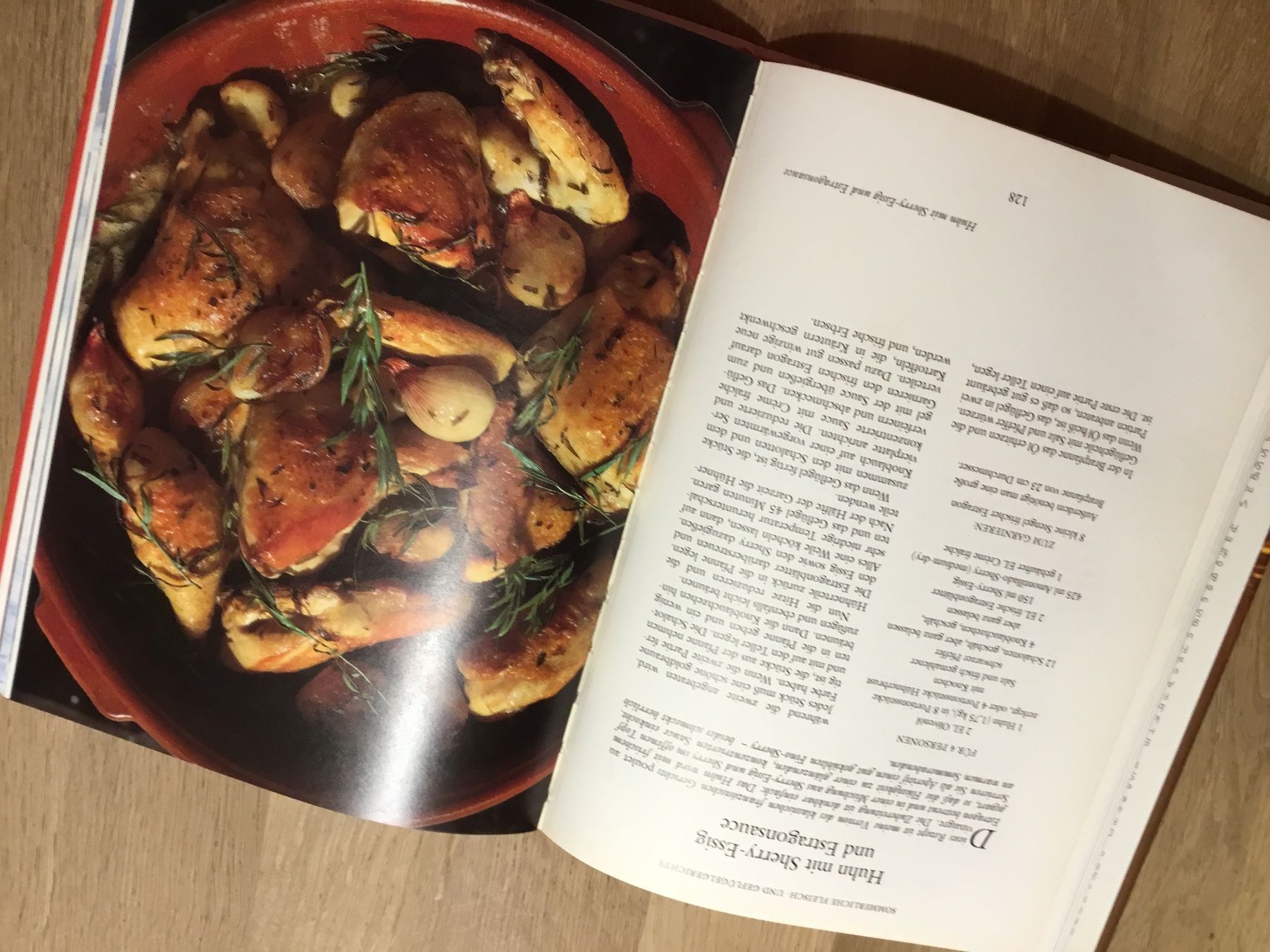 Bücher: Kulinarische Sommerfreuden Delia Smith – Gebraucht aus Triesen von Trisuna 7