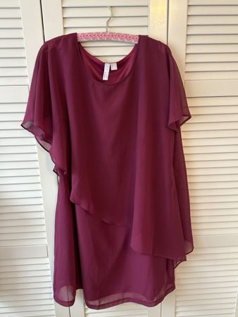 Bodyflirt Kleid in Dunkelrot Grösse 48 