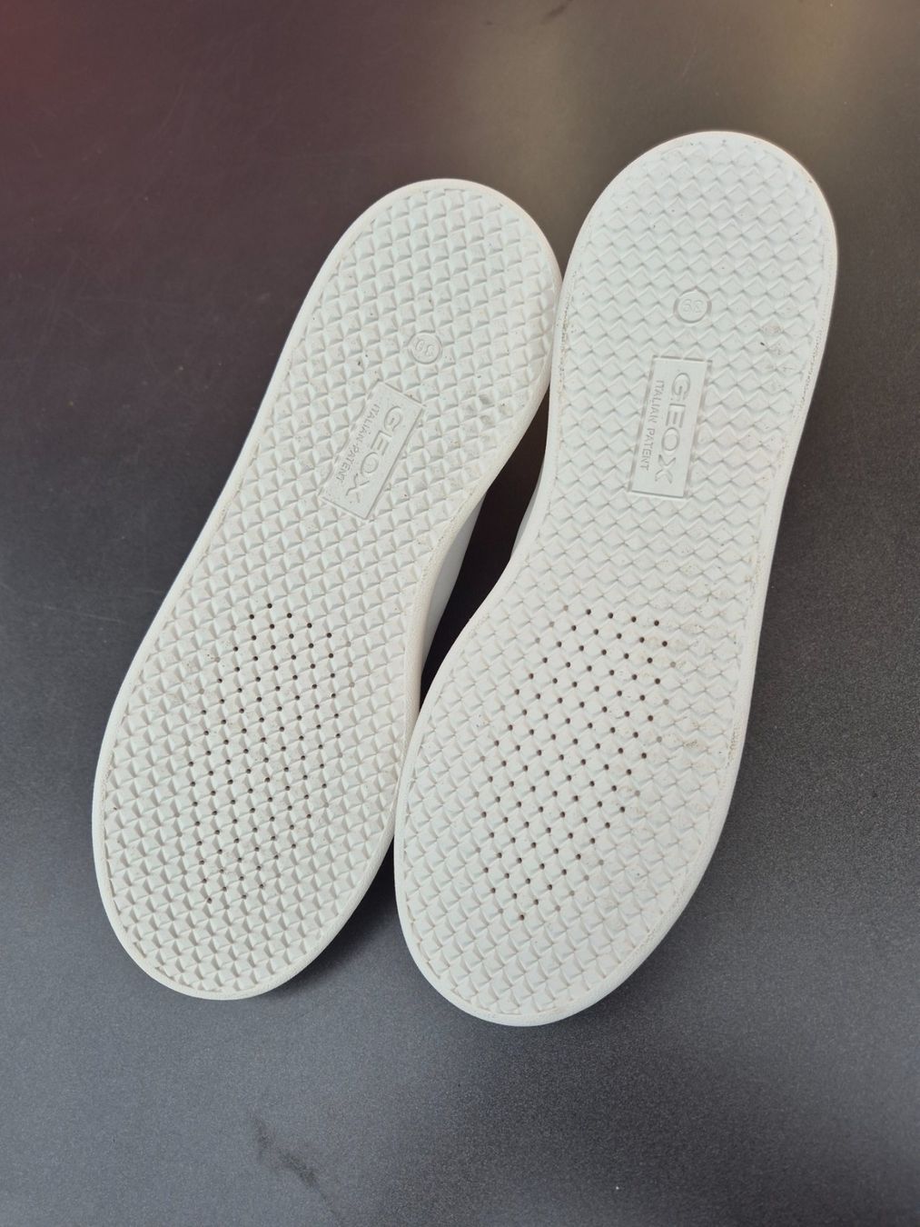 Geox Schuhe für Jungen: Geox Sneaker Gr. 39 – Gebraucht aus Steinen von sius21 4