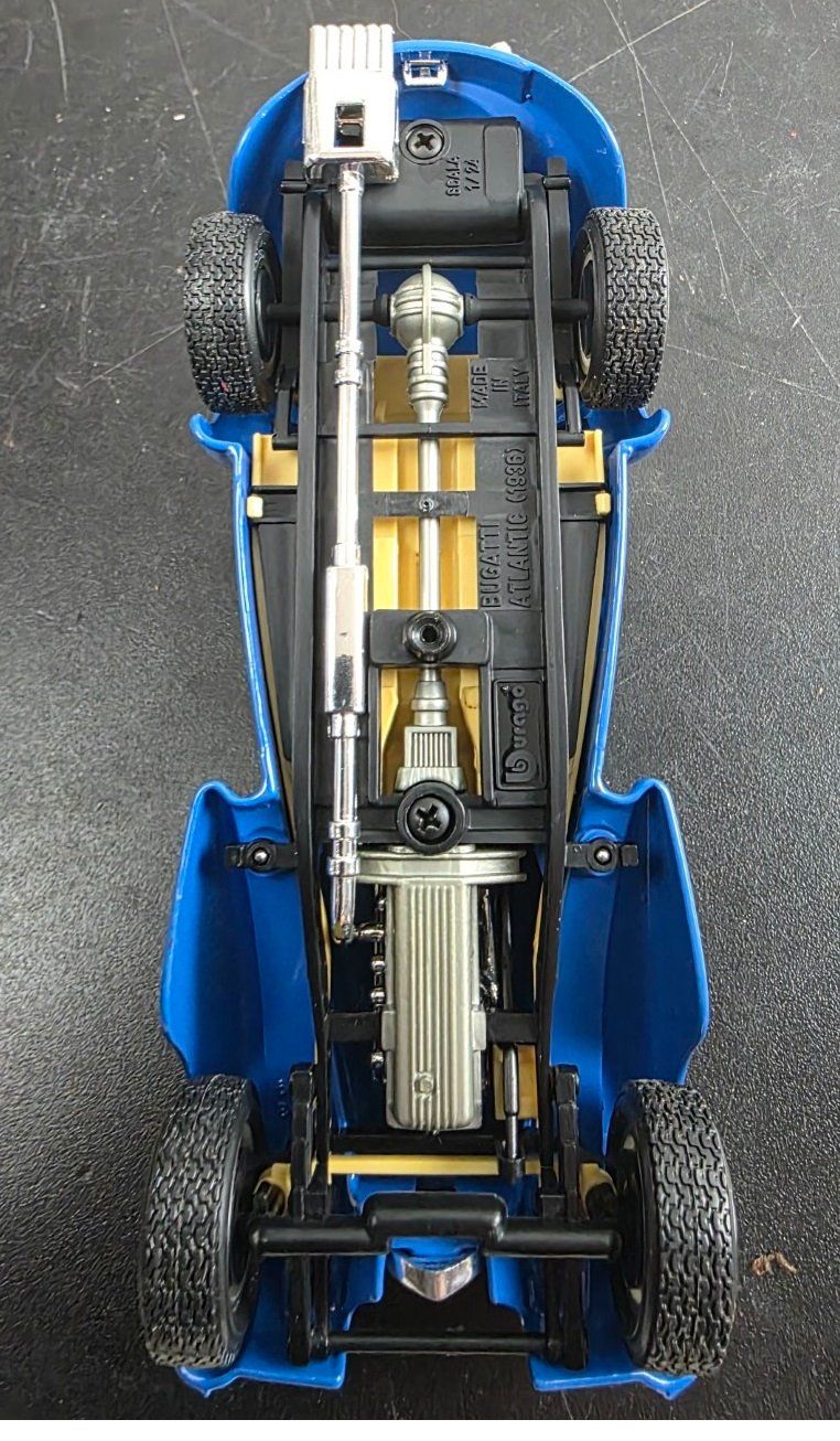 Bburago Modellautos: Bugatti Atlantic 1936 – Bburago 1:24 Modellauto – Gebraucht aus Flums von Flumsantik 5