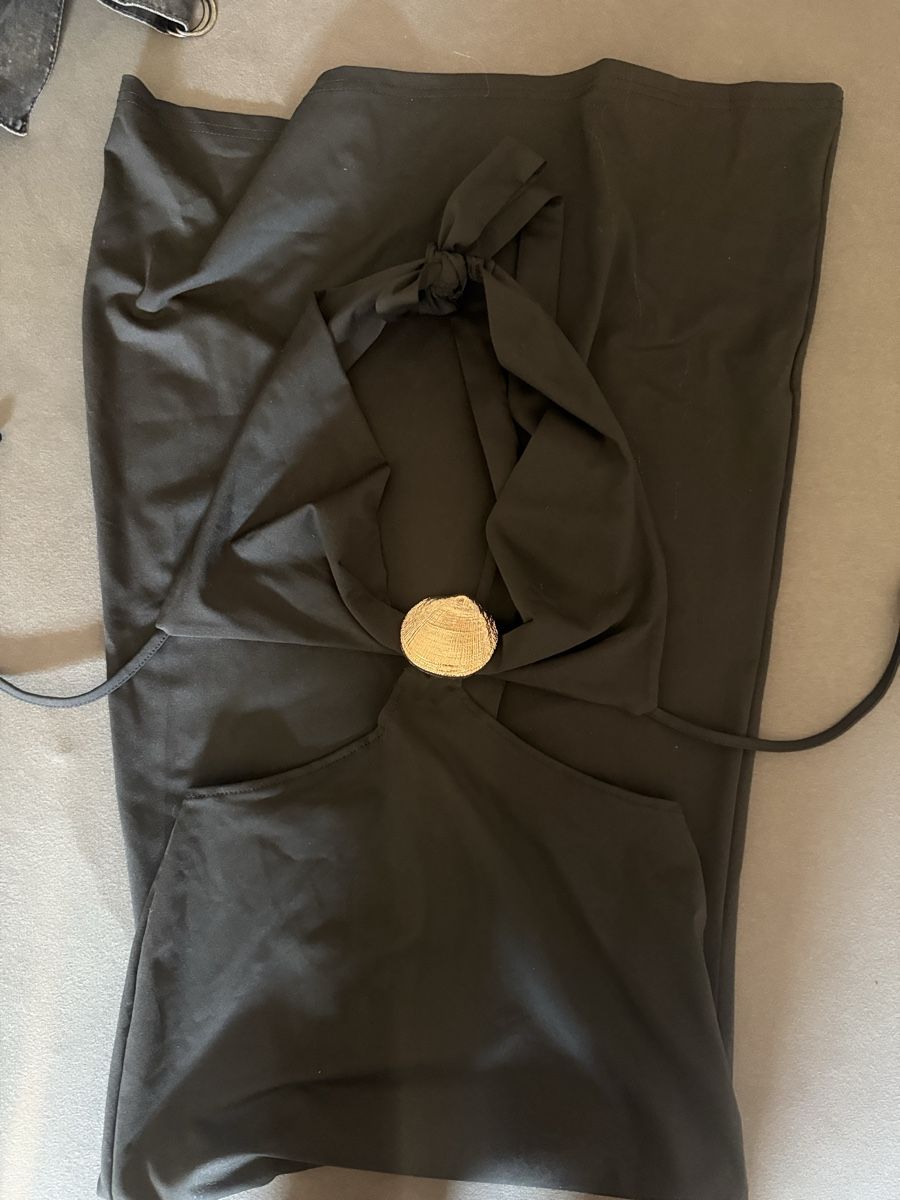 Kleider: Robe – Neu (gemäss Beschreibung) aus La Croix (Lutry) von oxa_fvy6