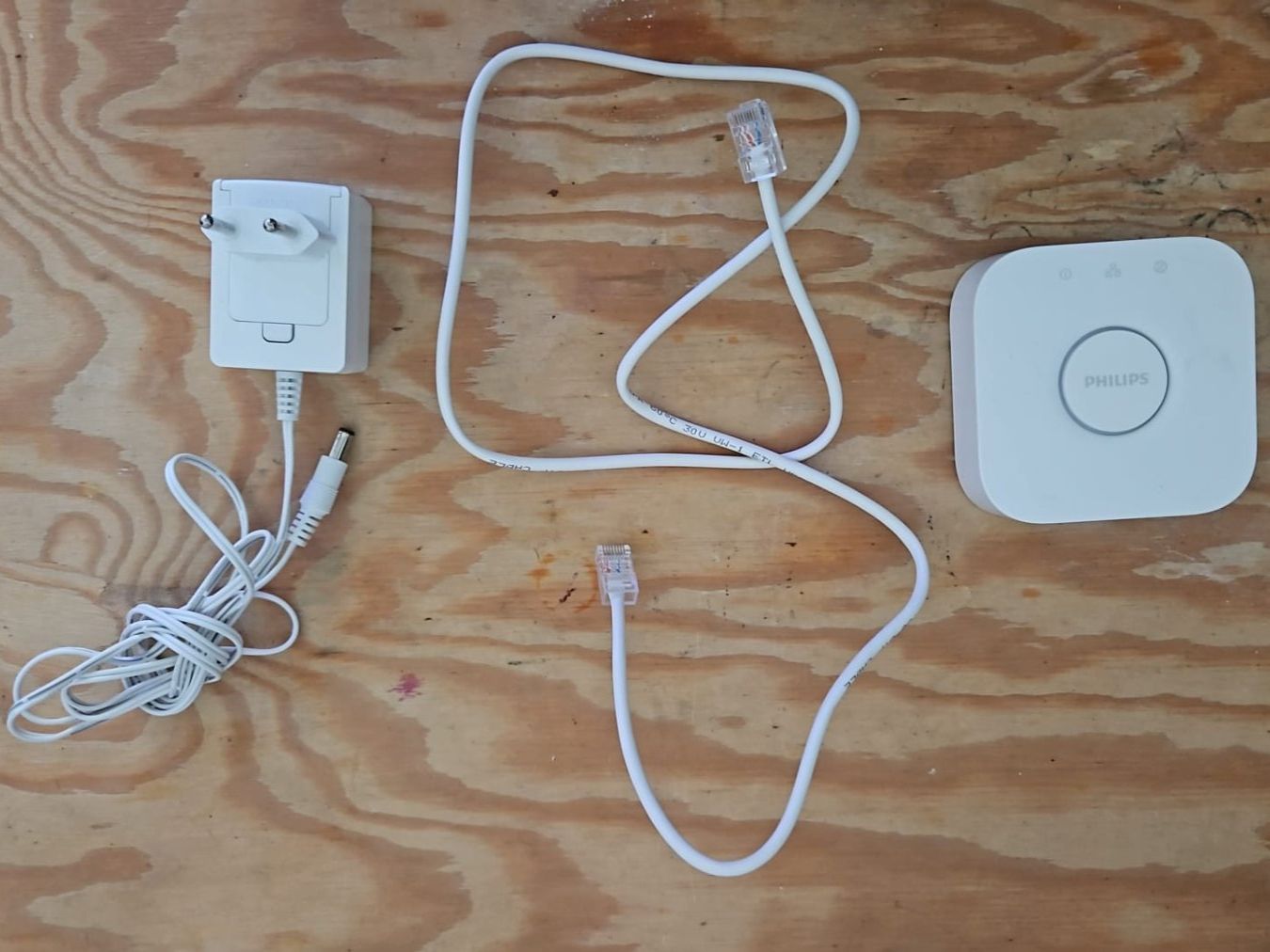 Philips Hubs & Switches: Philips Hue Bridge – Gebraucht aus Näfels von cyrili