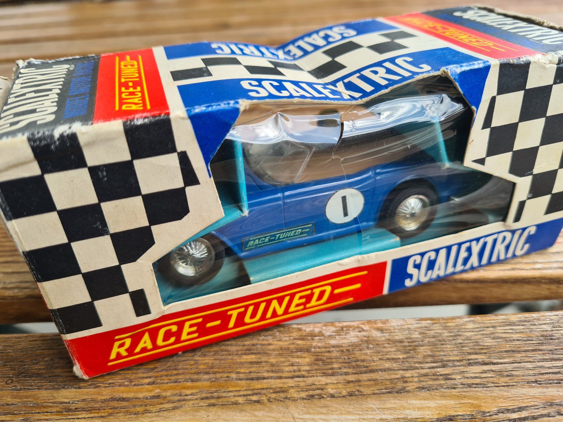 Piste: SCALEXTRIC TRIUMPH TR4 – Usato da Basel venduto da Solarbebop 8