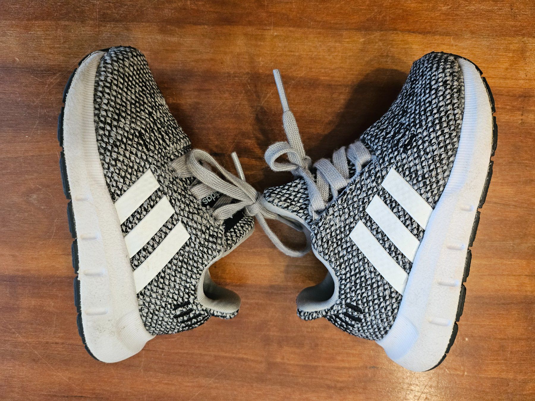 Chaussures garçon: Adidas Schuhe Grösse 20 – D'occasion à Baar par Naedels-Kreationen 3