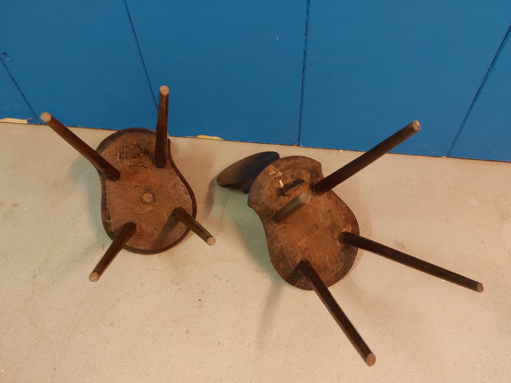 Stühle: Zwei Stabellen / Bauernstühle / Holzstühle – Gebraucht aus Luzern von Legomusegg 2