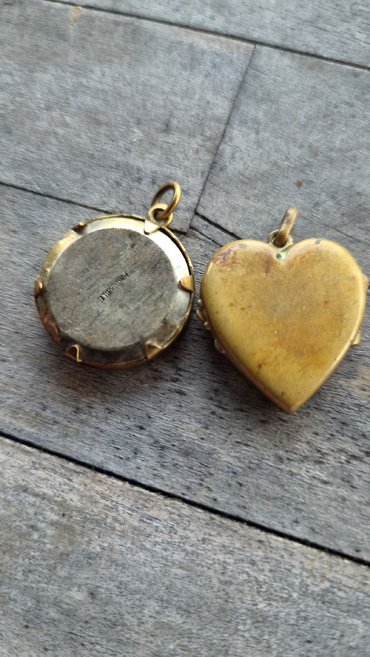 Anhänger: Amulette Antik – Gebraucht aus Kölliken von Upcycling-by-Mc-TAM