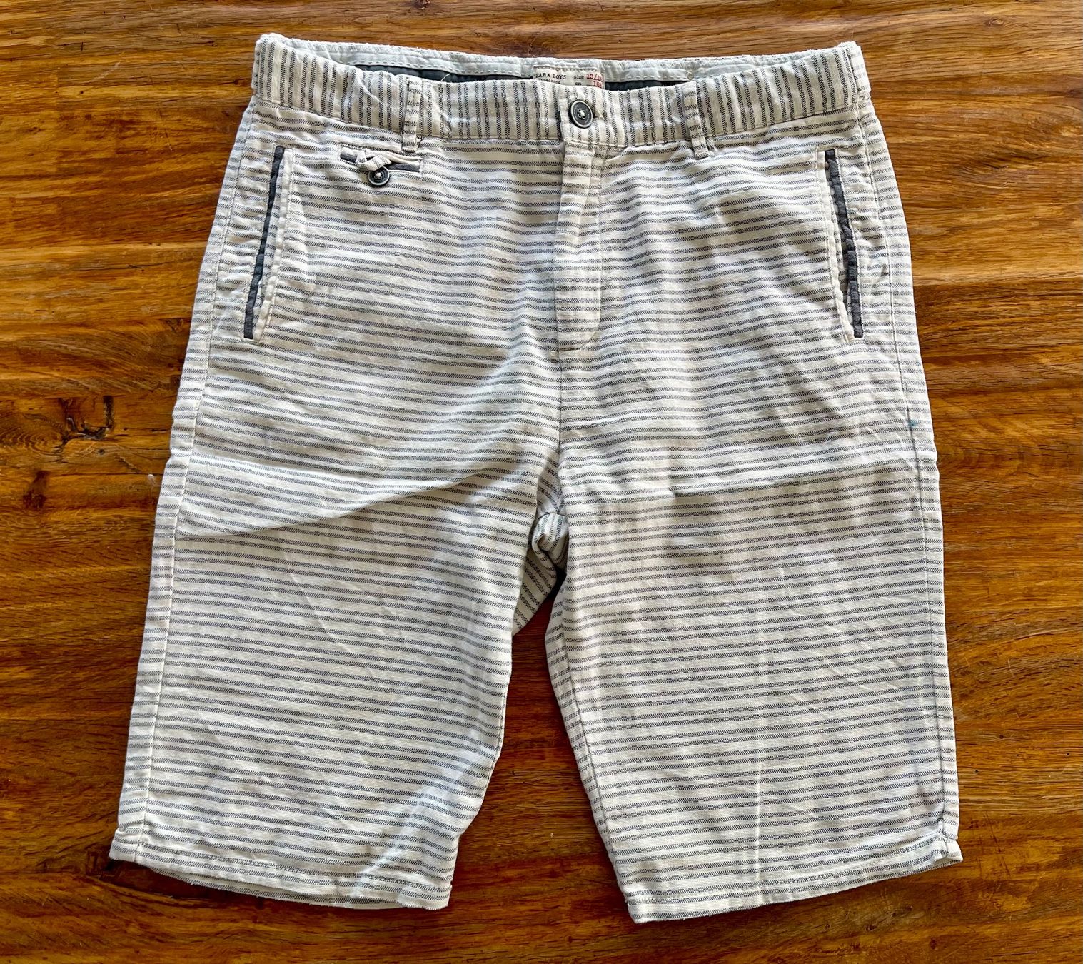 Hosen: lässige Shorts Gr. 164 – Gebraucht aus Buchrain von Sunny026
