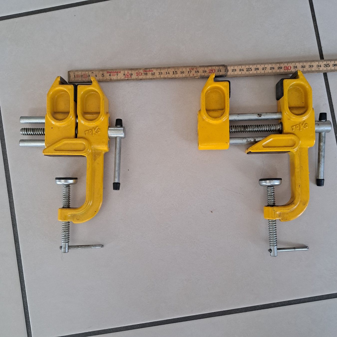 Supporti a parete: Dispositif fixation skis – Usato da Grandval venduto da Gloux75 2
