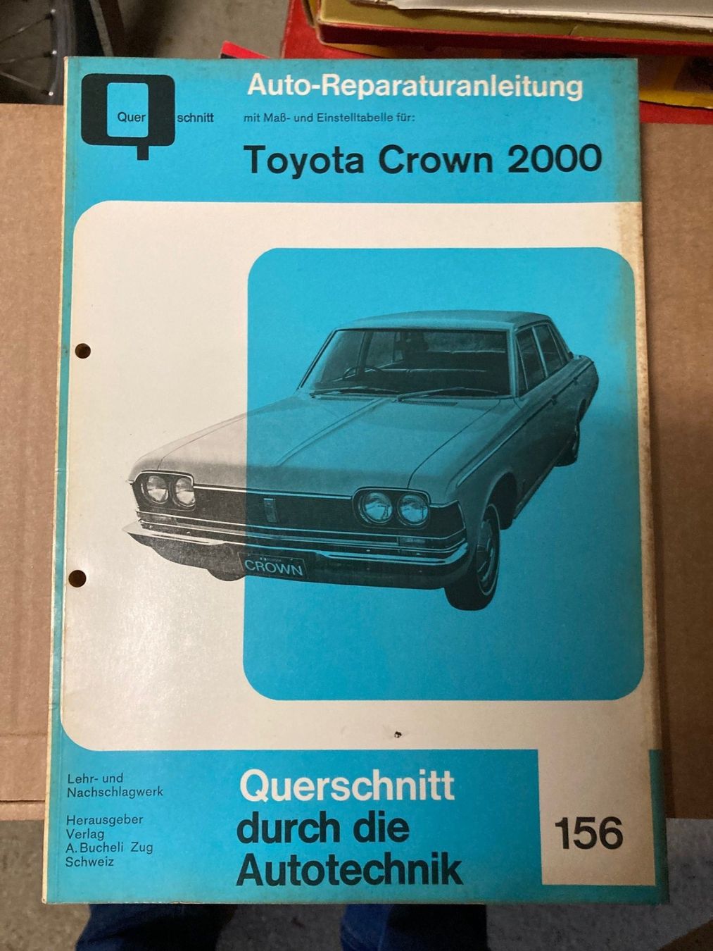 Toutes les pièces auto: Toyota Crown 2000 – D'occasion à Filzbach par Sugi7