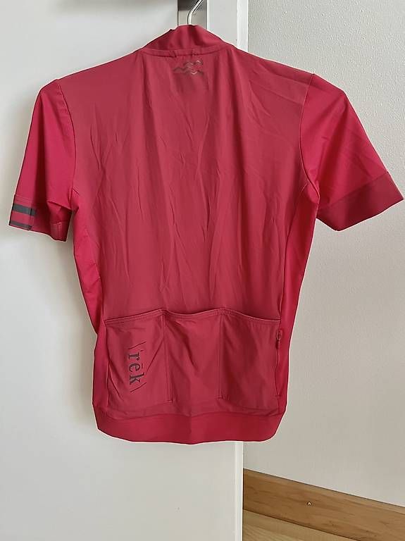 Leibchen & Hosen: Velotrikot Damen GrXS – Gebraucht aus Luzern von Beabbbea 1