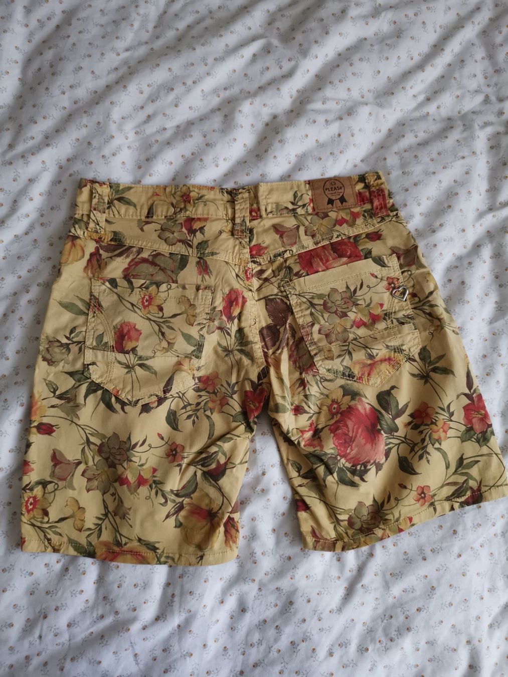 Please Jeans Hosen: Short Please M – Gebraucht aus Fribourg von soliblue 1