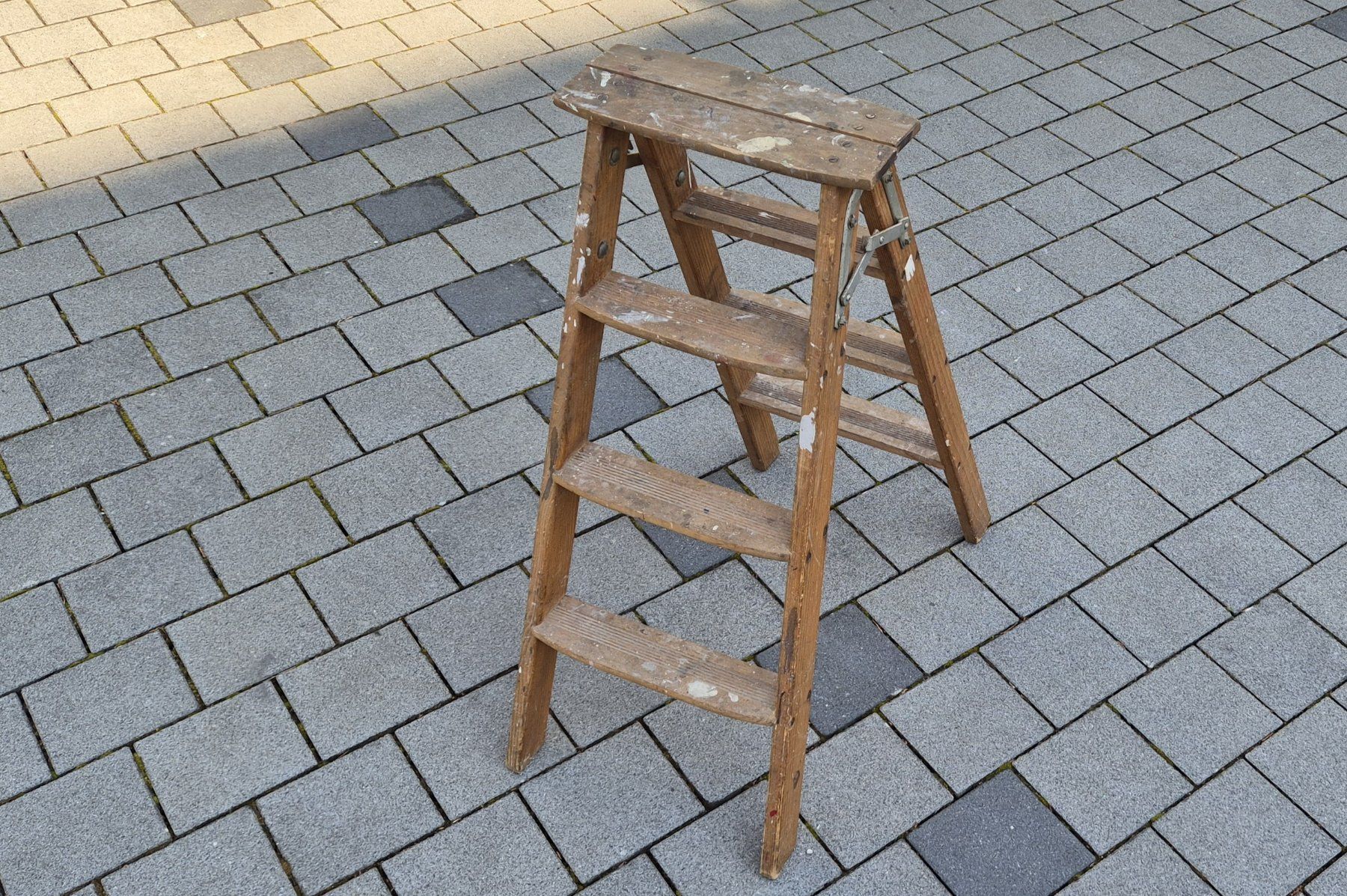 Scale: Bock-Leiter 4-Tritt (Holz) – Usato da Zürich venduto da brinkosos 2