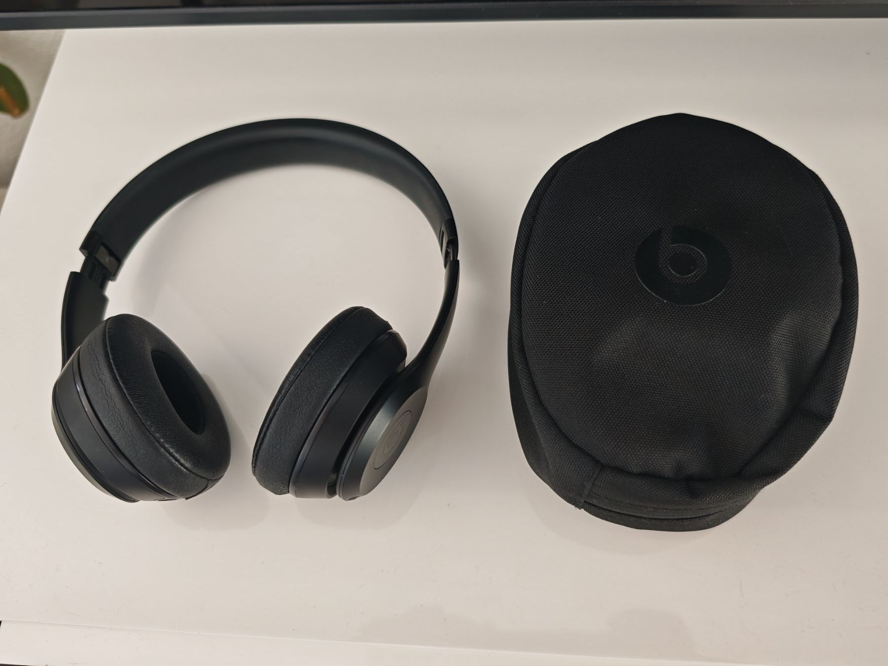 Beats Casques audio: Headphone Beats by Dre solo 3 – Défectueux à Bettens par jed2002 1