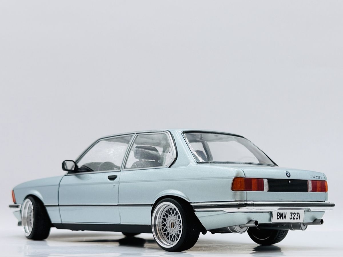 Solido Modellautos: 1:18 BMW 323i E21 Solido BBS Tuning – Neu (gemäss Beschreibung) aus Baar von Cai 6