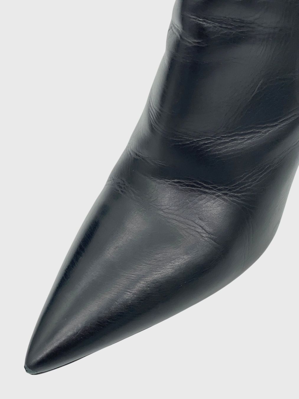 Prada Scarpe da donna: Prada Pointed Toe Buckle Strap Ankle Boot EU 39.5 Schwarz – Usato da Zürich venduto da shoe_shop 5