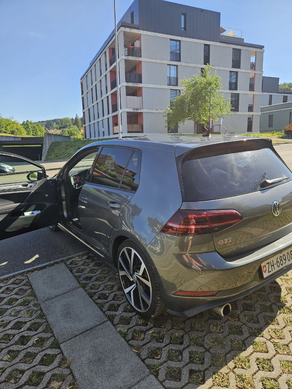 VW Autos: Golf 7.5 GTI Performance – D'occasion à Esslingen par ale_z9jl 3