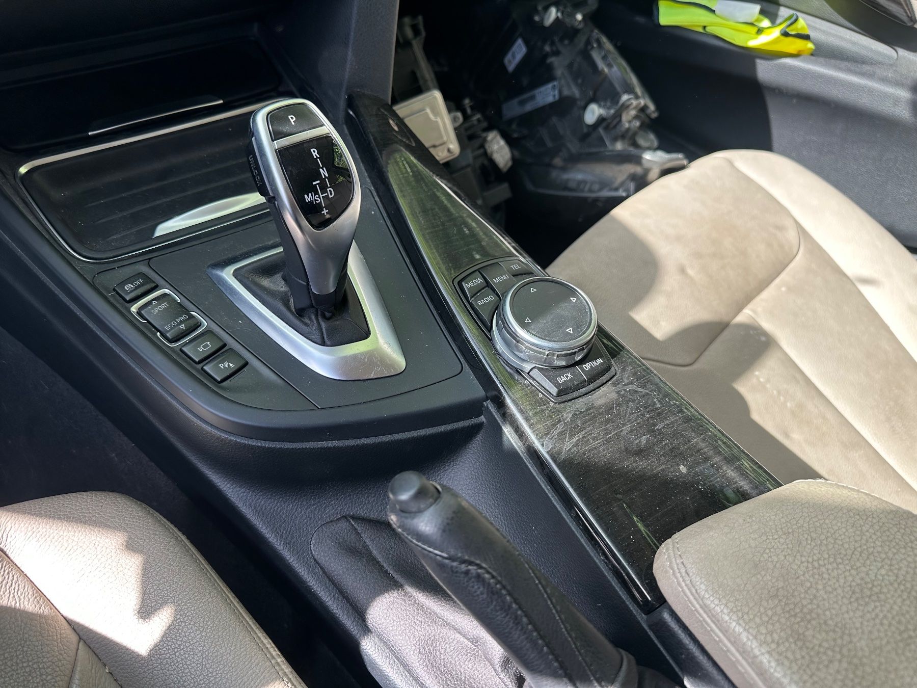 BMW Automobili: BMW 328i X-Drive Automatik – Usato da Gossau ZH venduto da SmileAutomobileGmbH 3
