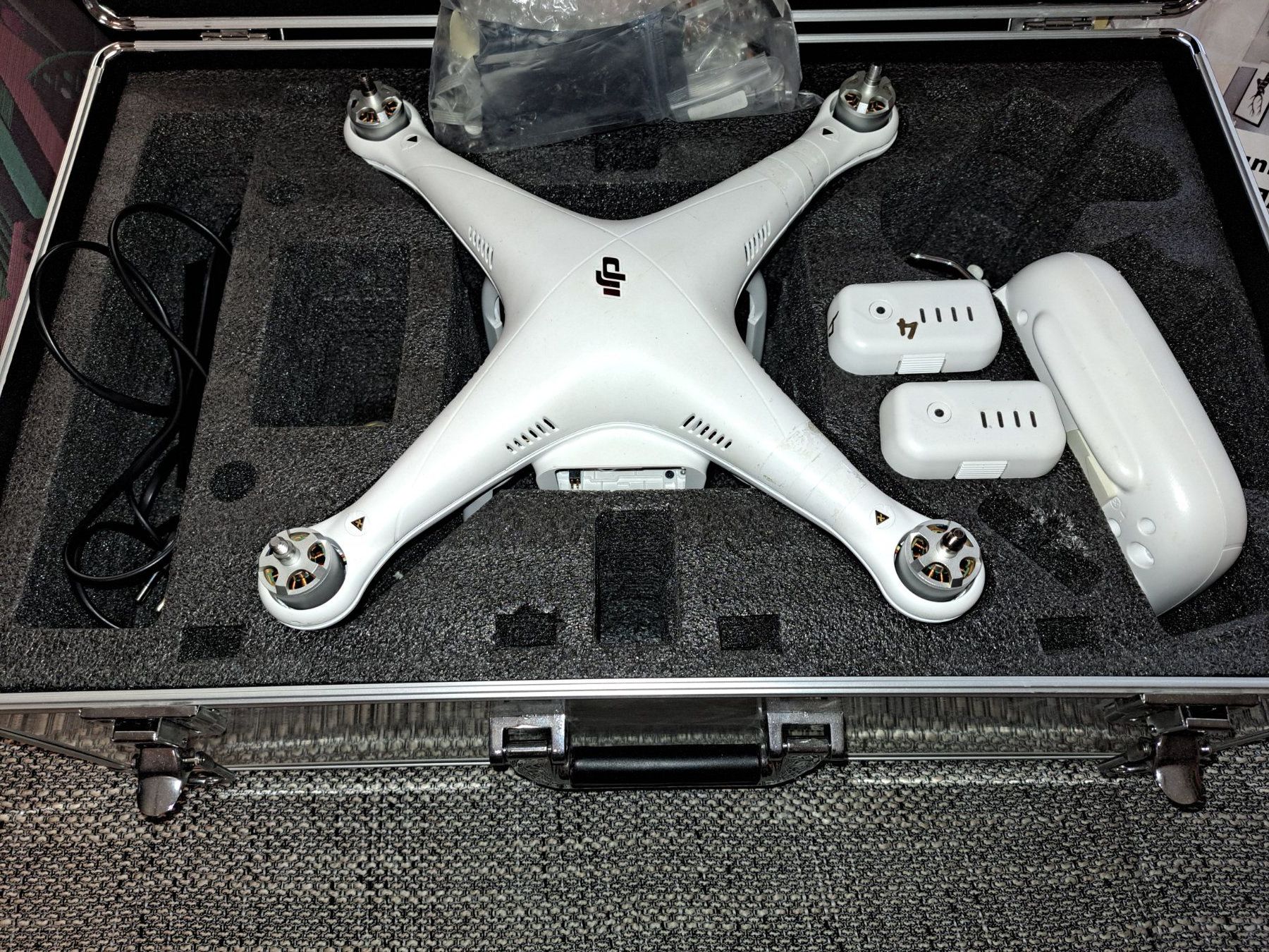 DJI Modellismo RC: Alte DJI Drohne von Phantom1-3 mit Koffer – Difettoso da Domat-Ems venduto da Oiteli68