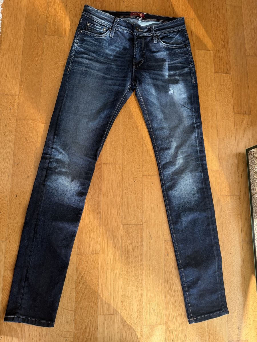 Jack & Jones Jeans: Jack Jones Jeans Top design – Usato da St.Gallen venduto da bubo2008