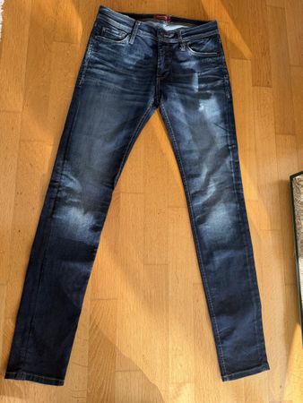 Jack Jones Jeans Top design