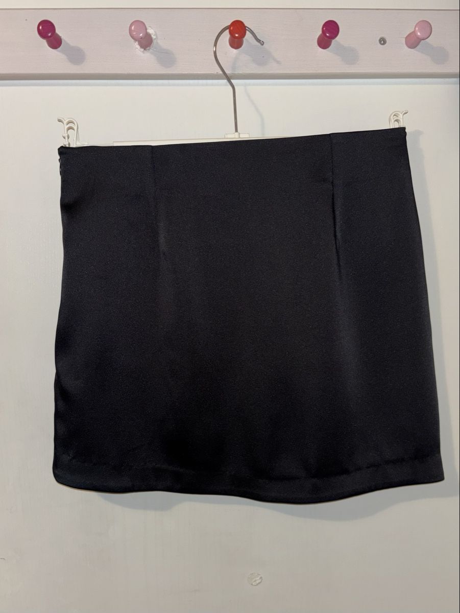 Bershka Gonne: Bershka Jupe / Rock, Grösse 36 – Nuovo (secondo la descrizione) da Hombrechtikon venduto da nvm_qd56 1