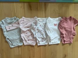 Bodies Baby Grösse 50/56 5 Stk wie neu