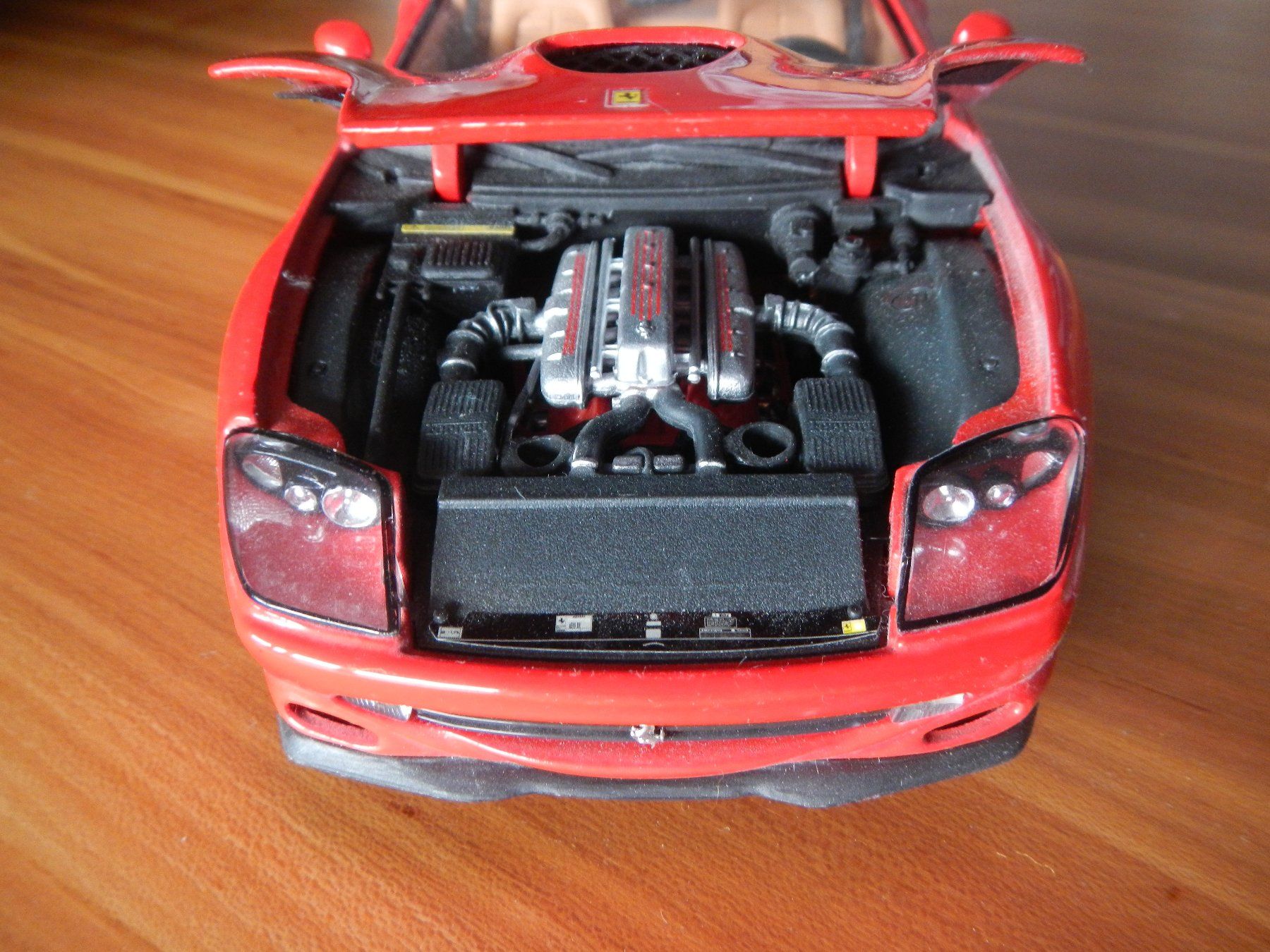 Ferrari Modellautos: Modellauto Ferrari 550 Maranello rot, 1/18 – Gebraucht aus Wallisellen von Marysan8 9