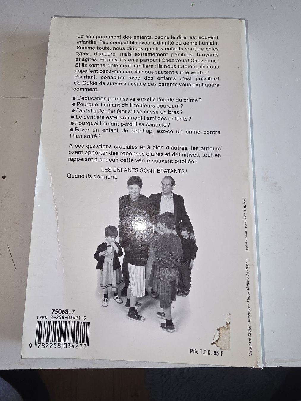 Libri: Guide de Survie für Eltern - gebraucht – Usato da Oberbüren venduto da Elk2025 1