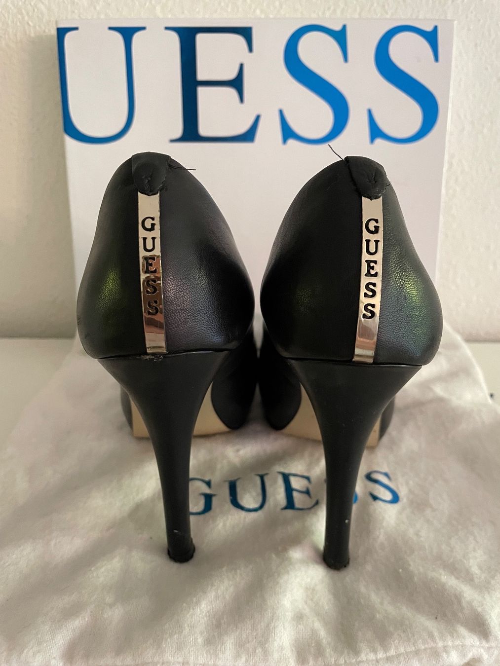 Guess Scarpe da donna: Guess Pump’s 👠 – Usato da Zürich venduto da wijon07