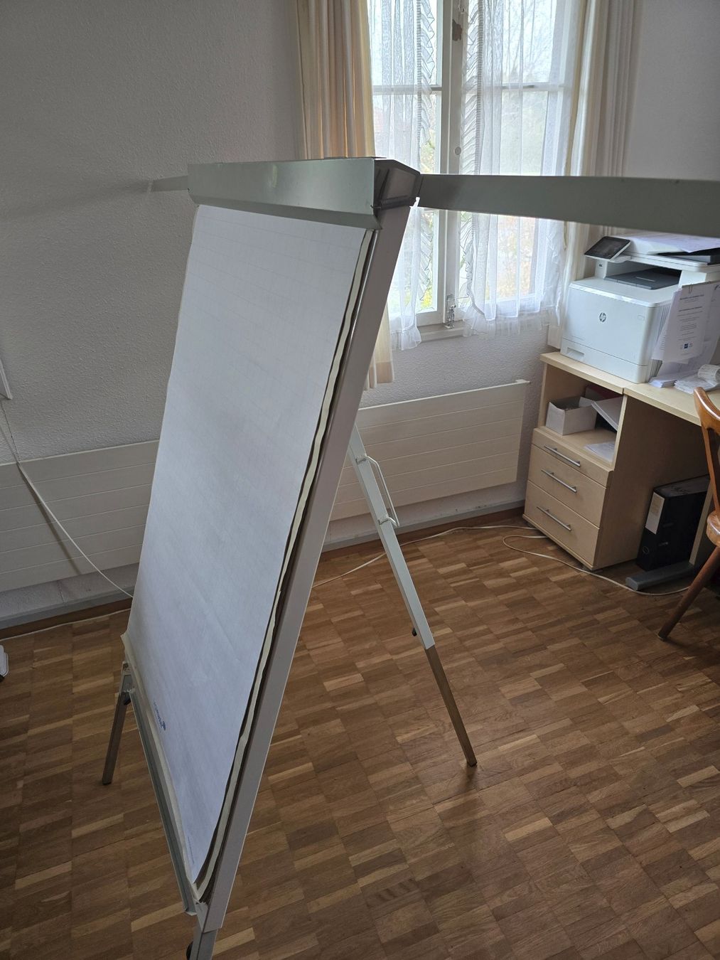 Cavalletti: Flipchart ausklappbar – Usato da Hohenrain venduto da ctu_68wz 1