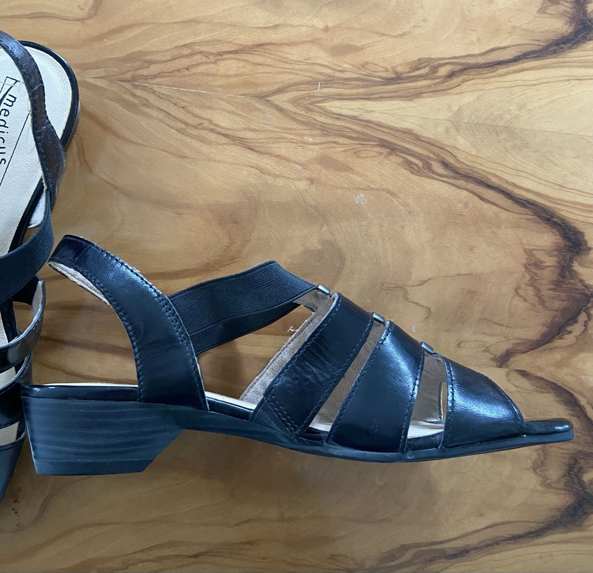 Scarpe da donna: Schöne Medicus Sandalen Gr. 7,5 – Nuovo (secondo la descrizione) da Strengelbach venduto da Dory 1