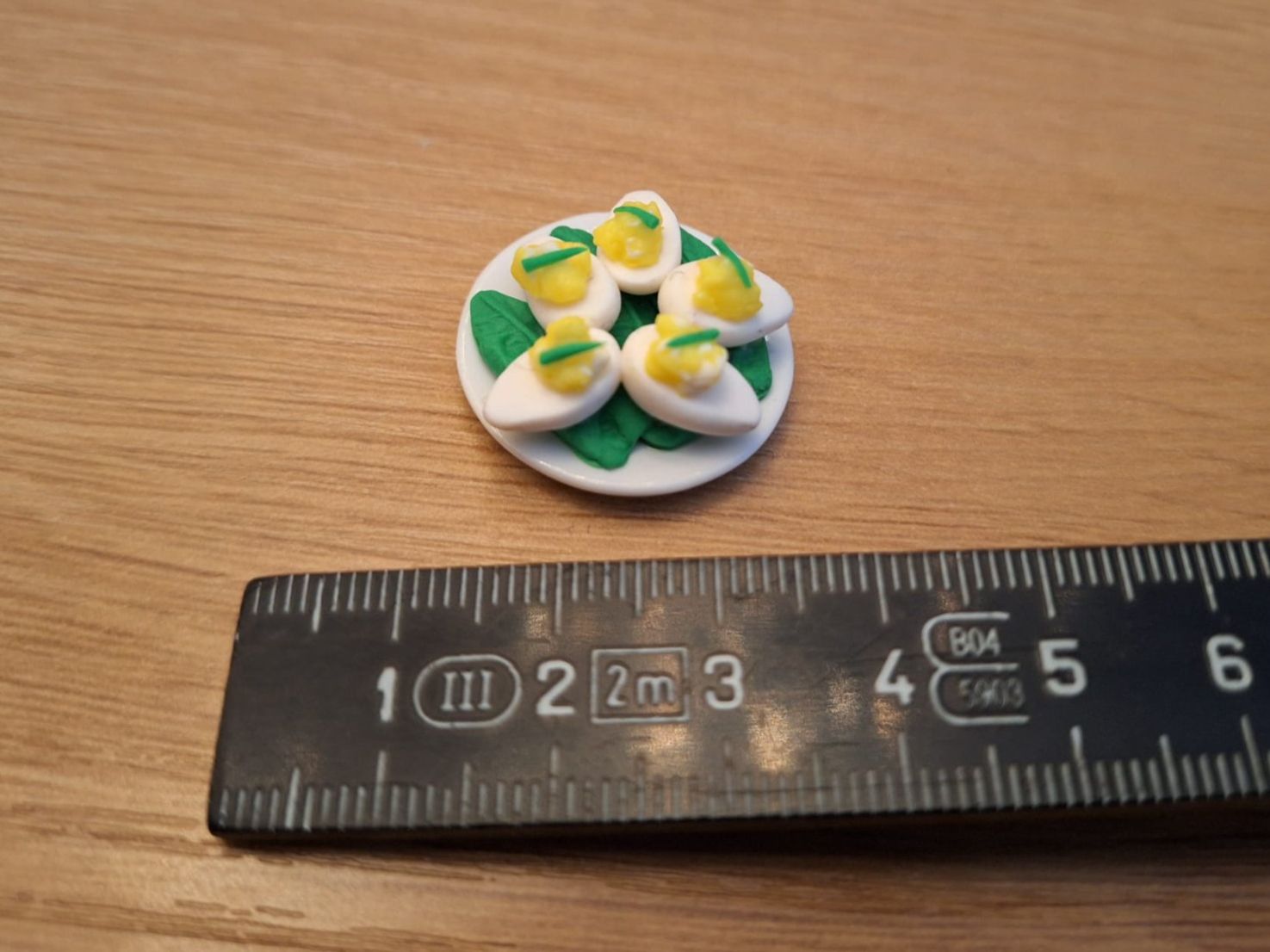 Case e mobili per bambole: Handmade Gefüllte Eier – Nuovo (secondo la descrizione) da Zürich venduto da HandmadeTinyFood 1
