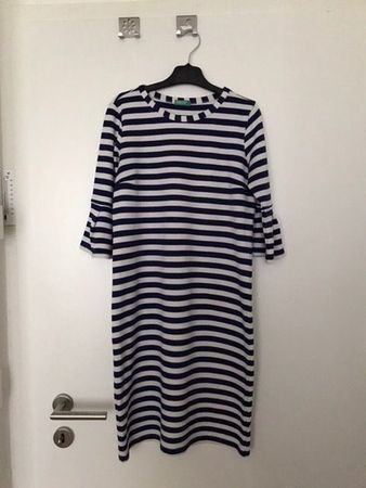 Robe, S , Benetton