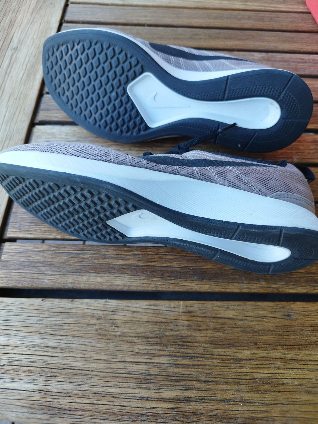 Nike Scarpe da uomo: Nike  taille 42 quasi neuve – Usato da Venthône venduto da milette01 6