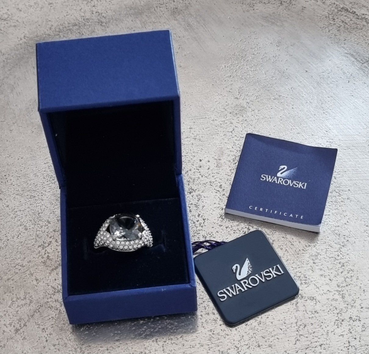 Swarovski Anelli: ORIGINAL- Swarovski Ring-Gr. 17 – Nuovo e nell'imballaggio originale da Frauenfeld venduto da Bleeddragon