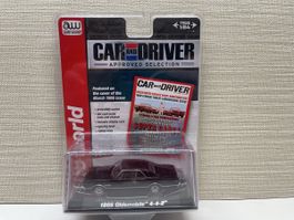 1966 Oldsmobile 4-4-2 Auto World True 1:64, Neuwertig