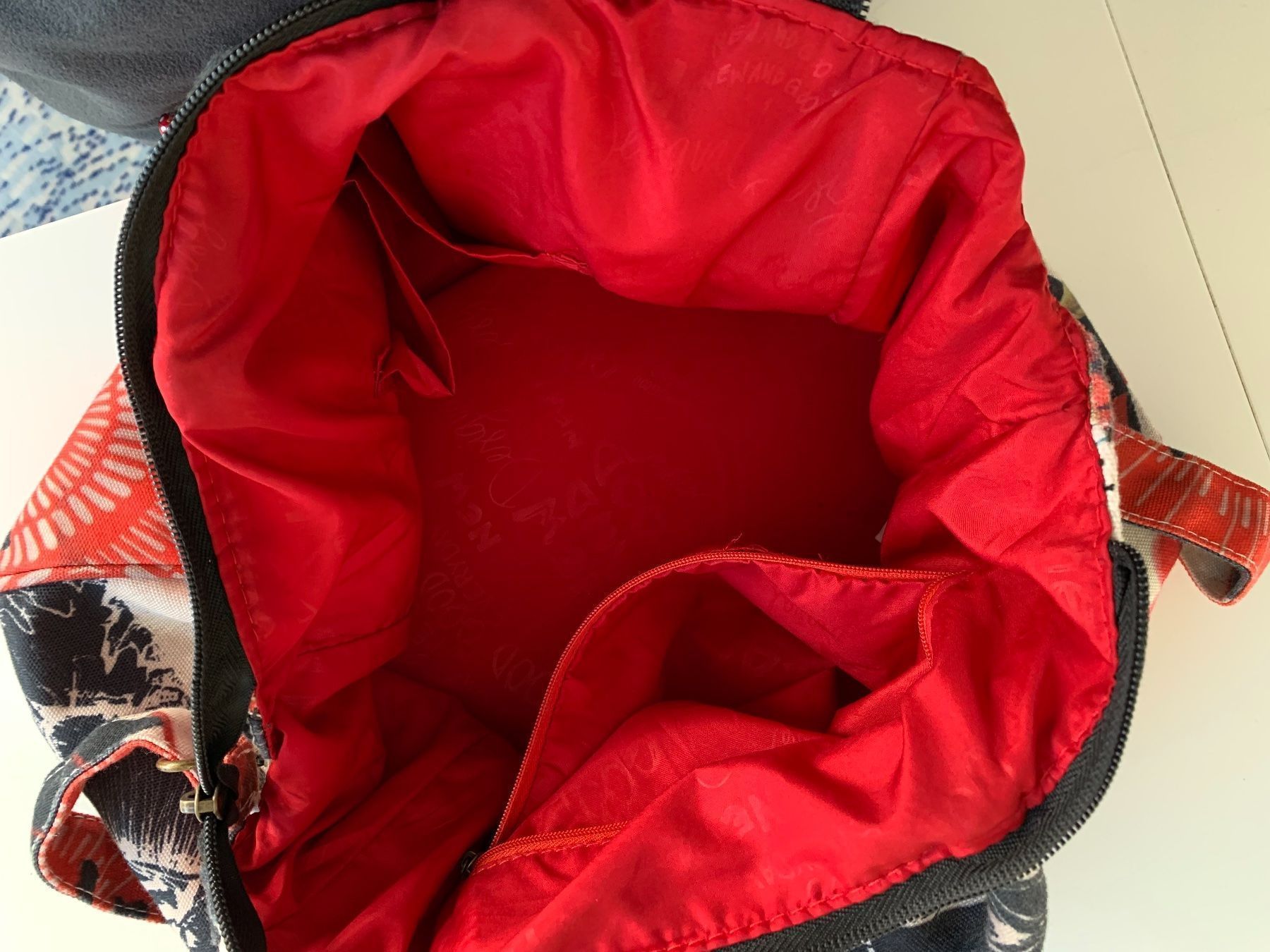 Desigual Borse da donna: DESIGUAL - super schöne Tasche wNEU – Usato da Meiringen venduto da Jackwashere 3