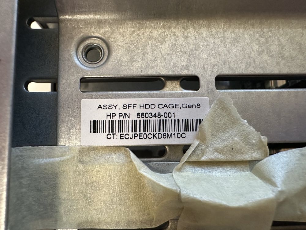 HP ProLiant ML350 Gen8, 8x SFF HDD Drive Cage inkl Backplane (Gebraucht ...
