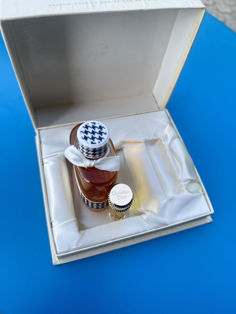 Dior Profumi & Eau de Toilette: Christian Dior, Miss Dior, – Usato da Aarburg venduto da Yula24 2