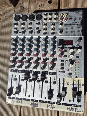 audio mixer beringer ub 1204 fx pro