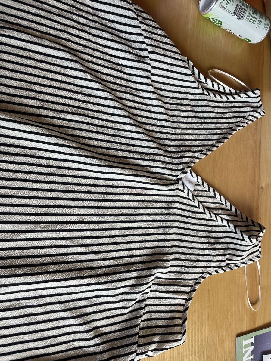 Tops: Damen Top gestreift Grösse 42 NEU – Gebraucht aus Wattwil von Weinachtsmann 2